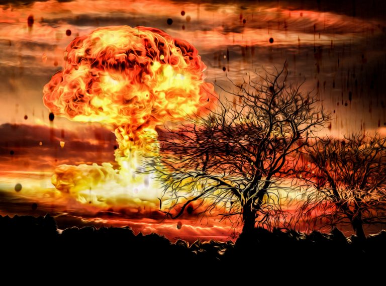 nuclear-bomb-explosion-768x569