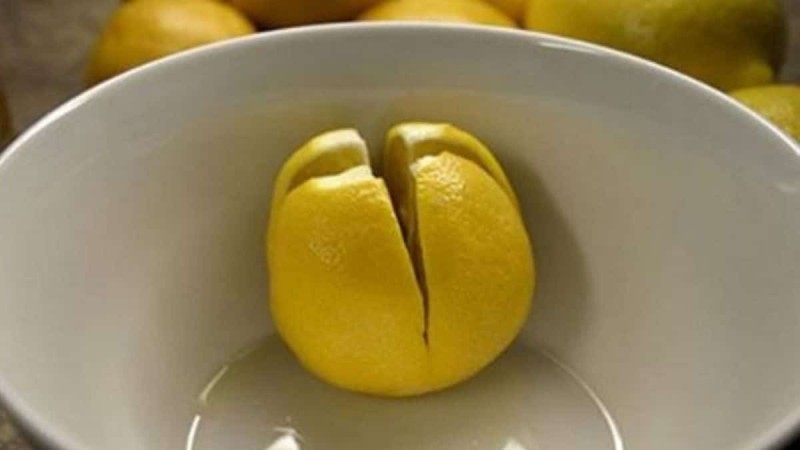 lemons_in_bedroom