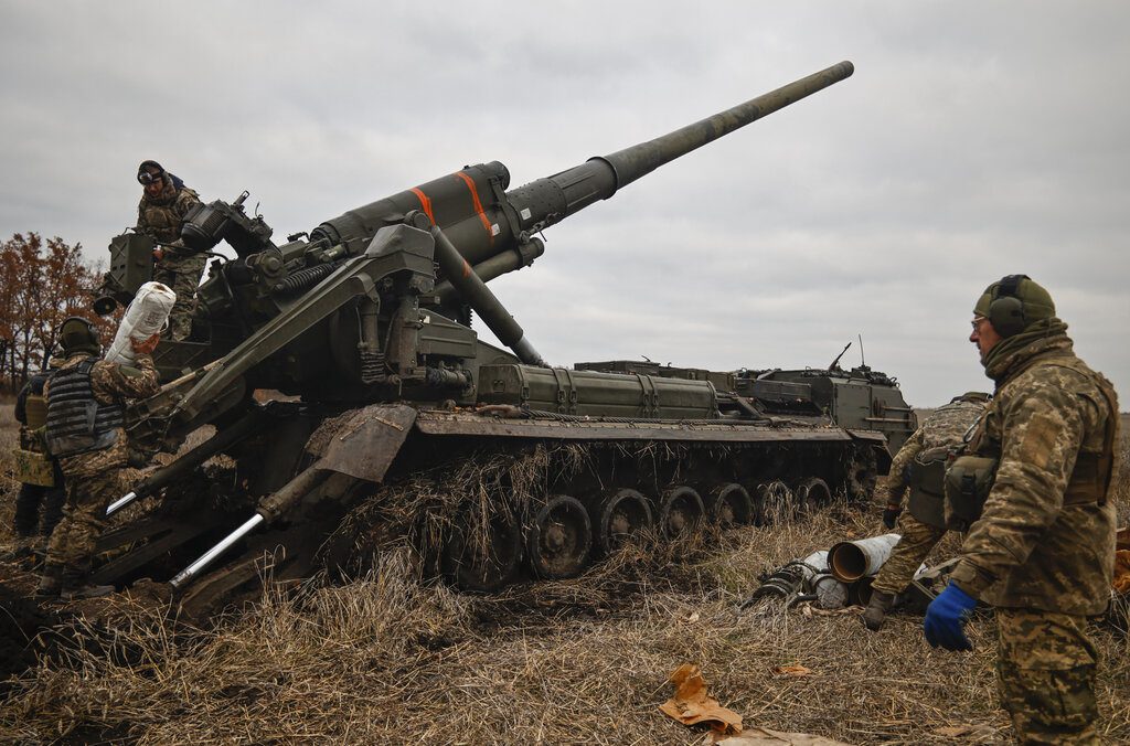 ukraine-artillery