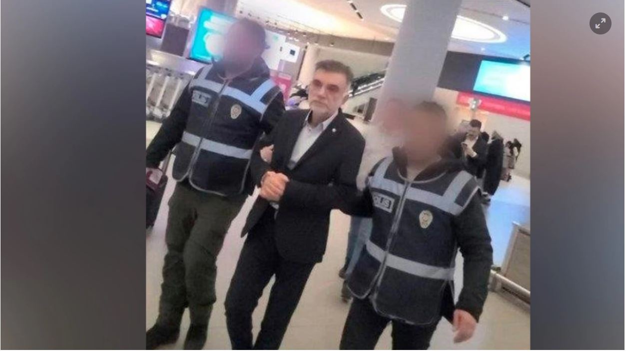 Турция сбежавшие. В Турции задержали архитектора. Рухнувший ЖК В Турции. Турция менеджер мужчина задержали.