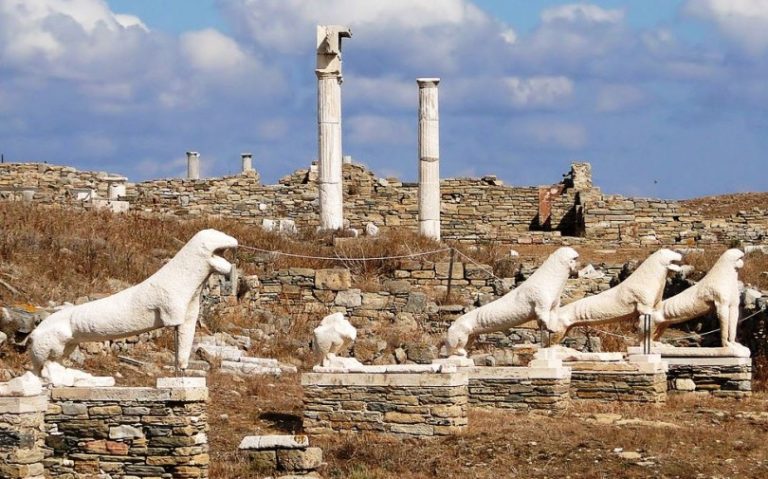 Delos-Terrace_of_the_Lions-Grethexis-810x505-1-768x479