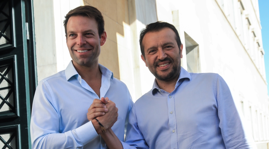 Συνάντηση του υποψηφίου προέδρου του ΣΥΡΙΖΑ - Προοδευτική Συμμαχία Στέφανου Κασσελάκη με τον μέχρι πρότινος συνυποψήφιο για την προεδρεία του κόμματος Νίκο Παππά, στην Βουλή, Τρίτη 19 Σεπτεμβρίου 2023.
(ΓΙΑΝΝΗΣ ΠΑΝΑΓΟΠΟΥΛΟΣ/EUROKINISSI)