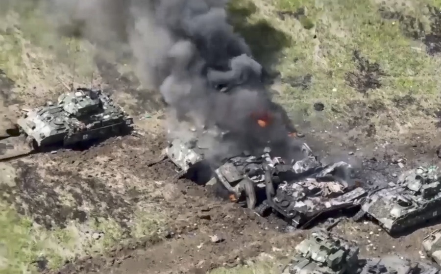 Destroyed Ukrainian tanks in the Zaporizhzhia region