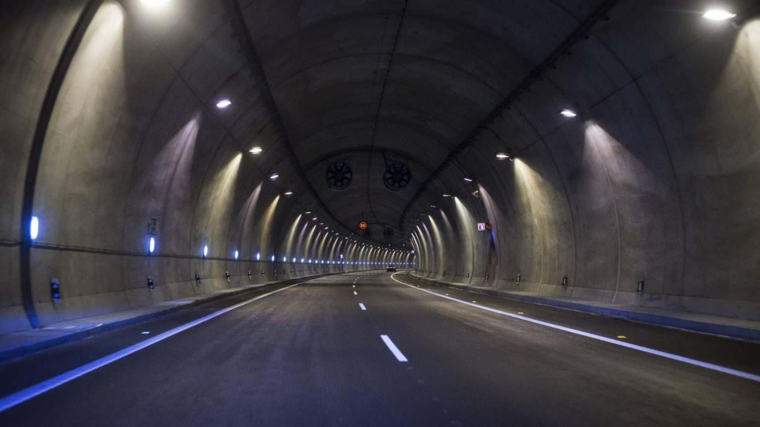 road-tunnel-ipothalasia-siragga-zeuksi-maliakou-1536x864