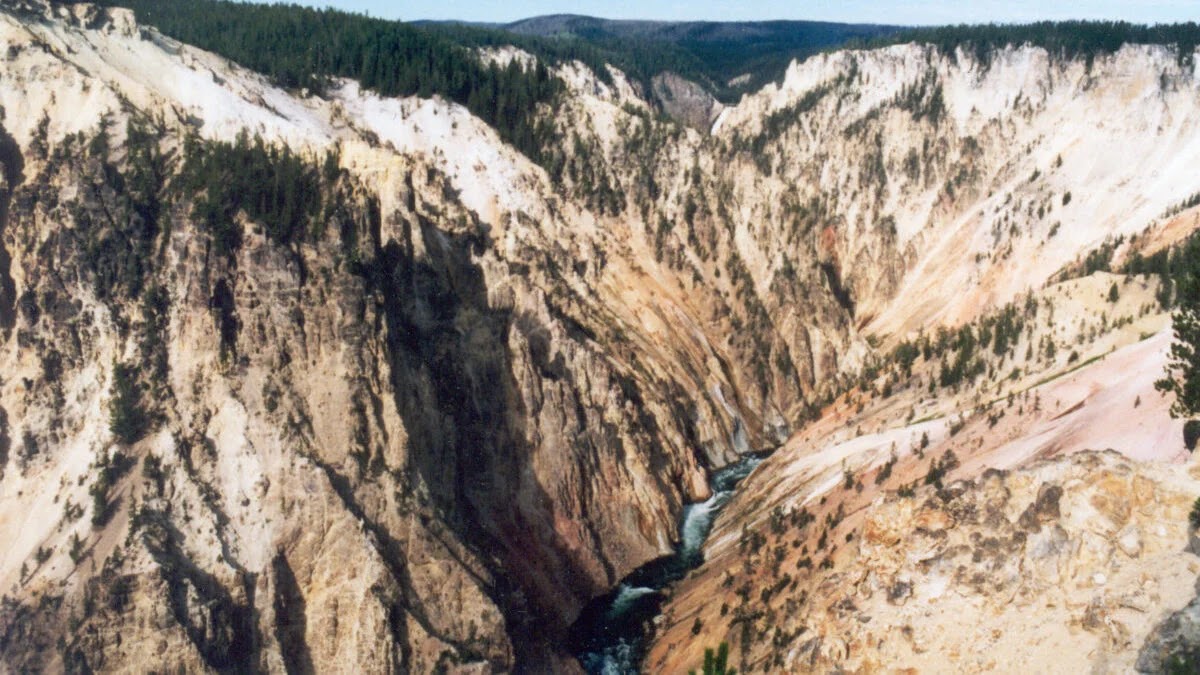 Grand_Canyon_of_the_Yellowstone_River-1200x780-1
