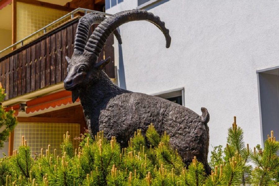 goat-monument-davos-graubuenden-switzerland-