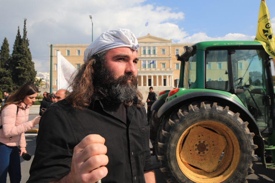 Πανελλαδικό συλλαλητήριο αγροτών στην Αθήνα, Τρίτη 20 Φεβρουαρίου 2024. Στόχος του συλλαλητηρίου είναι σύμφωνα με τους παραγωγούς να αναδειχθούν τα προβλήματα που αντιμετωπίζει ο πρωτογενής τομέας και να δοθούν λύσεις στο αυξημένο κόστος παραγωγής των τελευταίων ετών. (ΓΙΑΝΝΗΣ ΠΑΝΑΓΟΠΟΥΛΟΣ/EUROKINISSI)