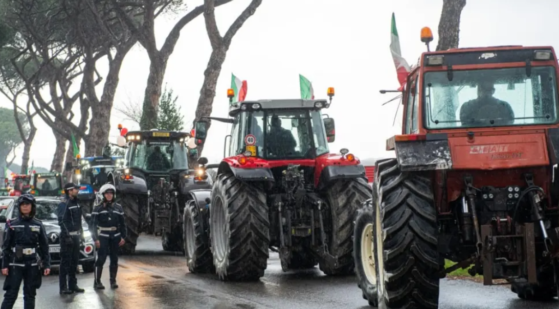 Nuova mobilitazione dei contadini fuori Roma – Marcia dei trattori nelle regioni (BINTEO) – Makeleio.gr