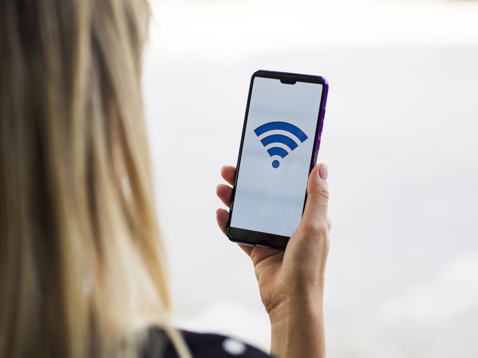 How do you know if your neighbors are stealing your Wi-Fi?  – Macelio.gr
