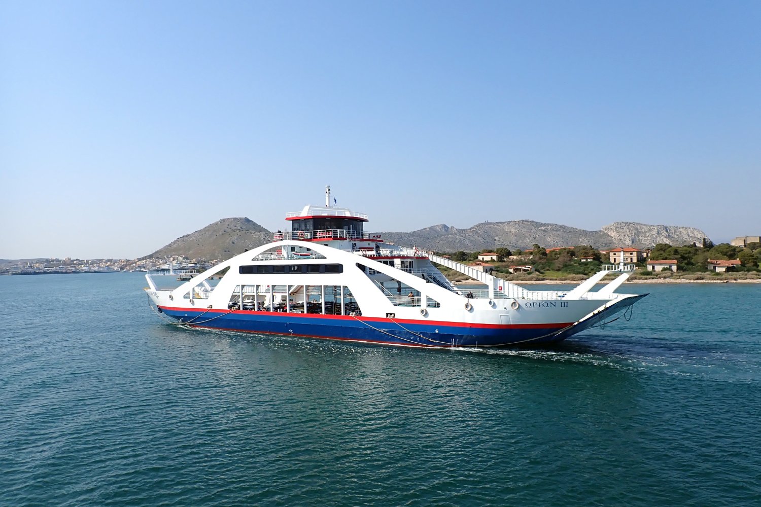 Salamina-ferry