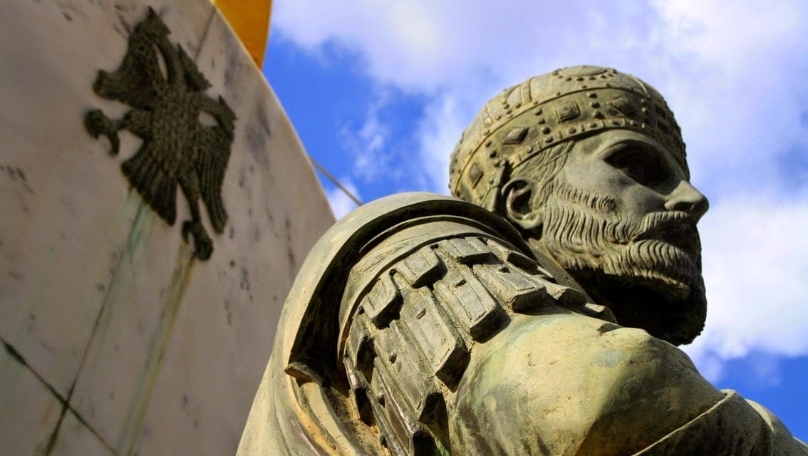 byzantine-emperor-konstantinos-palaiologos-statue-mystras-sparta-lakonia-greece-byzantine-emblem-lakonistas