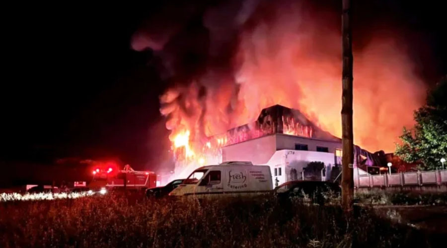 ΕΡΓΟΣΤΑΣΙΟ ΓΙΑΝΝΙΤΣΗ: ΑΠΟ ΤΟ ΜΑΚΕΛΕΙΟ ΑΡΧΙΣΕ ΕΡΕΥΝΑ ΓΙΑ ΤΗ ΦΩΤΙΑ ΚΑΙ ΟΧΙ ΜΟΝΟ – ΝΑ ΚΑΛΕΣΟΥΝ ΤΟΝ ΓΙΑΝΝΙΤΣΗ ΚΑΙ ΤΟΝ “ΜΟΙΡΑΡΧΟ ΠΑΝΑΓΙΩΤΟΠΟΥΛΟ” ΝΑ ΤΟΥΣ ΠΟΥΝ ΠΟΙΟΣ ΕΚΑΨΕ ΤΟ ΕΡΓΟΣΤΑΣΙΟ ΚΑΙ ΕΞΑΦΑΝΙΣΕ ΤΗ