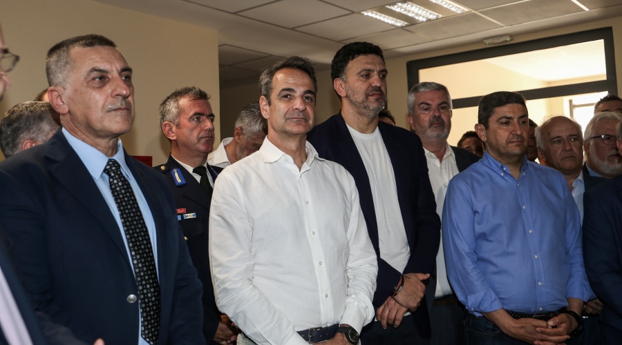Επίσκεψη του Πρωθυπουργού Κυριάκου Μητσοτάκη στην Λάρισα, Τρίτη 4 Ιουνίου 2024. Ο Πρωθυπουργός παρέστη και μίλησε στα εγκαίνια του Επιχειρησιακού Κέντρου Πολιτικής Προστασίας Θεσσαλίας και στη συνέχεια προήδρευσε σε σύσκεψη με αντικείμενο τα μέτρα αποκατάστασης από τις καταστροφές που προκάλεσαν οι κακοκαιρίες "Daniel" και "Elias". 
(EUROKINISSI)