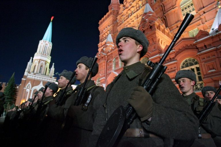 Russian-parade-army-in-Moscow