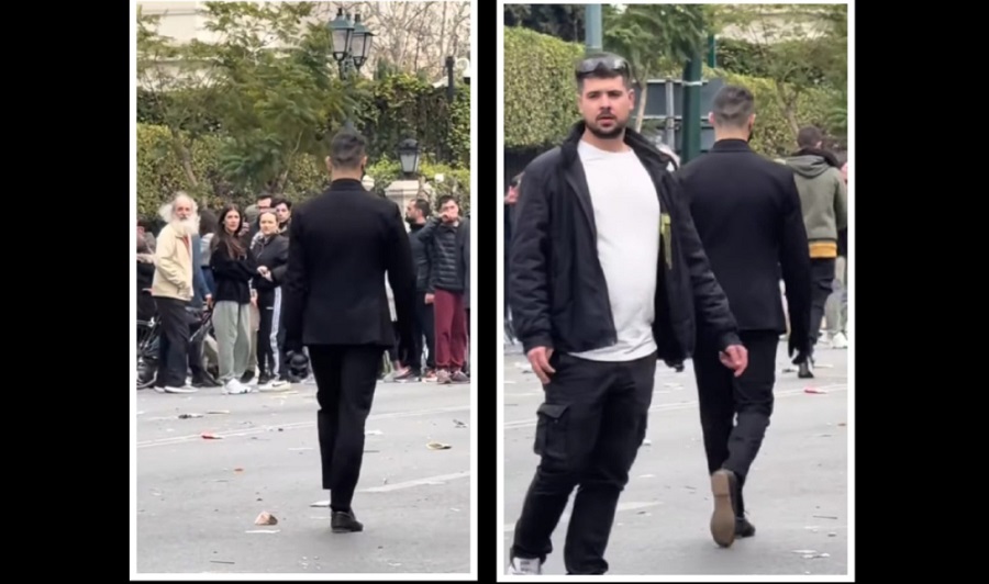 kostoumi.jpg